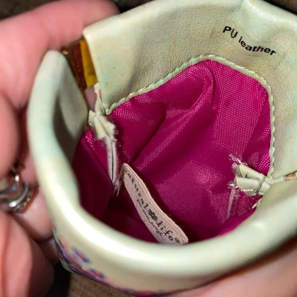 Natural Life "Live Happy" Small Pouch. - Picture 9 of 11